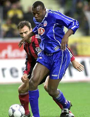 東狗牙路的 東狗牙路的